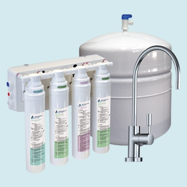 A home water filtration system with multiple filter canisters, a pressure tank, and a separate tap on a blue background.